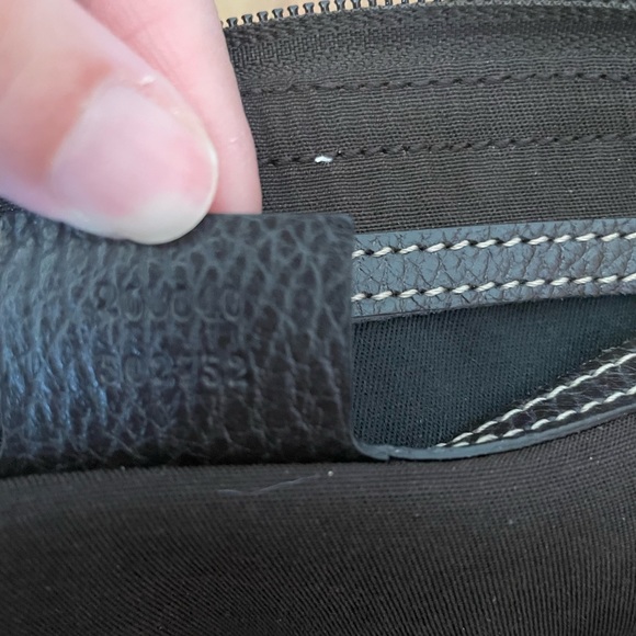 Gucci - Brown GG Canvas Abbey zip tote small - Picture 7 of 9